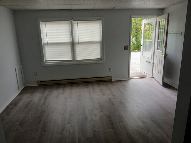 404 Washington St, Unit 404-4 in Barre, VT - Building Photo - Building Photo