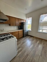 192 Kearny Ave, Unit 2 in Kearny, NJ - Building Photo - Building Photo