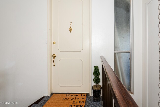 31573 Lindero Canyon Rd in Westlake Village, CA - Building Photo - Building Photo