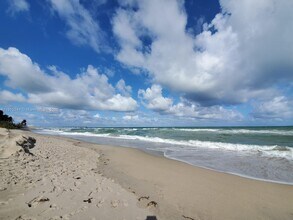 302 Balboa St in Hollywood, FL - Building Photo - Building Photo