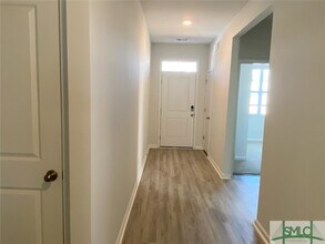 30 Ashmont St in Savannah, GA - Building Photo - Building Photo