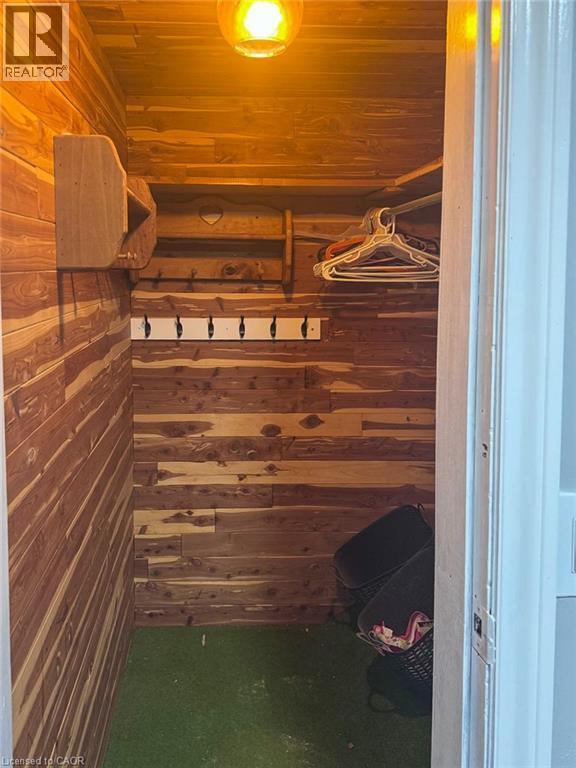 375 Blue Lake Rd in Brant, ON - Building Photo - Building Photo