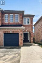 59 Roadmaster Ln in Brampton, ON - Building Photo