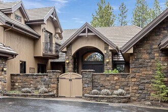 61725 Broken Top Dr in Bend, OR - Building Photo - Building Photo