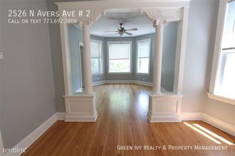 2526 N Avers Ave in Chicago, IL - Building Photo - Building Photo