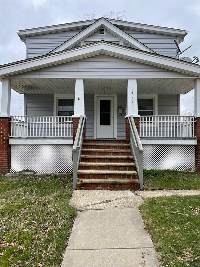 1531 E 298th St Rentals in Wickliffe, OH