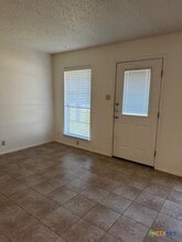 1514 Shannon Cir in New Braunfels, TX - Building Photo - Building Photo