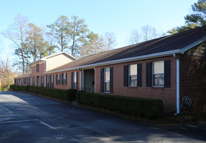 The Courtyards Apartments