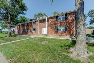 9115 Nieman Rd, Unit Apt 91111 unit 2 in Overland Park, KS - Building Photo