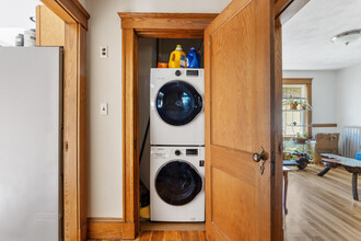 27 Murray Hill Rd, Unit 4 in Cambridge, MA - Building Photo - Building Photo