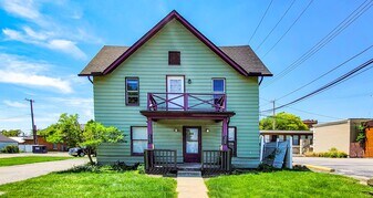 267 Amelia St, Unit 1 in Plymouth, MI - Building Photo