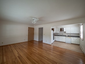 513 N Midvale Blvd, Unit #1 in Madison, WI - Building Photo - Building Photo