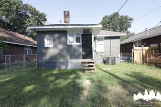 922 Garland St in Memphis, TN - Building Photo - Building Photo