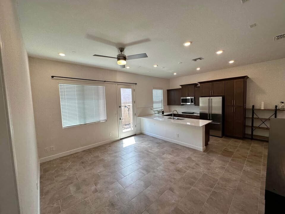 6219 S 25th Pl in Phoenix, AZ - Building Photo