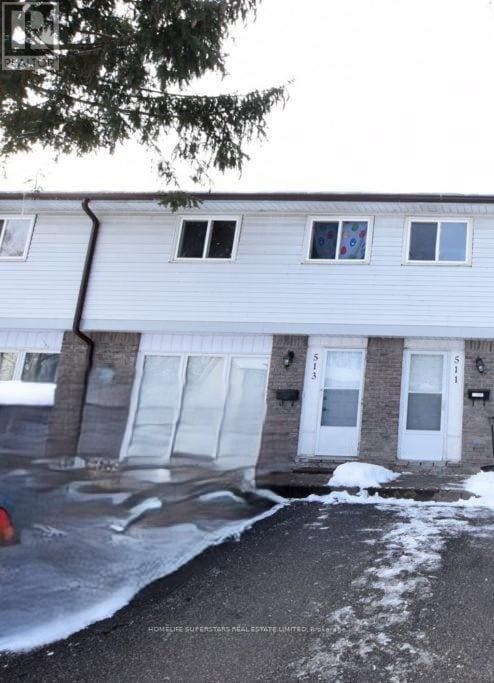 property at 513 Parkview Crescent