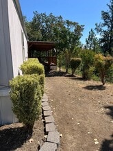 1267 Yokum Rd in Riddle, OR - Building Photo - Building Photo