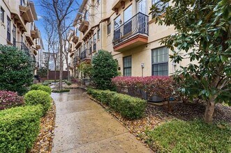 1020 Pavillion St in Dallas, TX - Building Photo - Building Photo