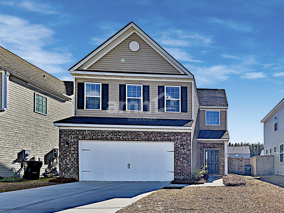 750 Redbud Ln in Summerville, SC - Building Photo