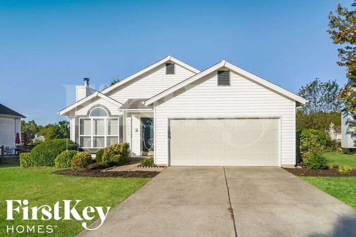 14467 Williamsburg Manor Dr in Florissant, MO - Building Photo