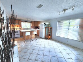 237 50th Ave N in St. Petersburg, FL - Building Photo - Building Photo