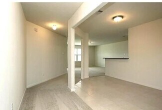 9406 Gold Mountain Dr in Rosharon, TX - Building Photo - Building Photo
