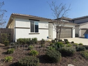 1936 Suisun Ave in Manteca, CA - Building Photo - Building Photo