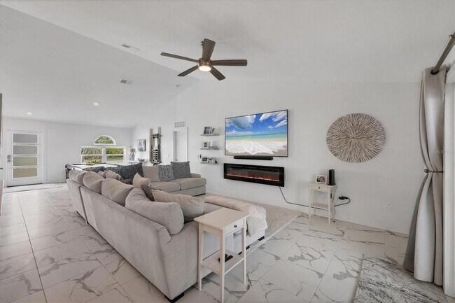 14407 Appleton Blvd in Port Charlotte, FL - Building Photo - Building Photo