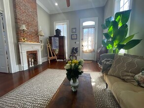 2123 N Villere St in New Orleans, LA - Building Photo - Building Photo