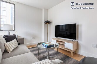 250 W 19th St, Unit FL6-ID601 in New York, NY - Foto de edificio - Building Photo