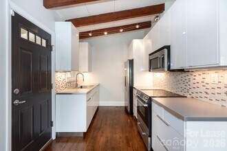 1901 Windham Pl in Charlotte, NC - Building Photo - Building Photo