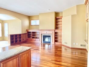 3844 Linden Dr E in Medina, MN - Building Photo - Building Photo