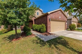 6716 Glebe Path in Austin, TX - Building Photo - Building Photo