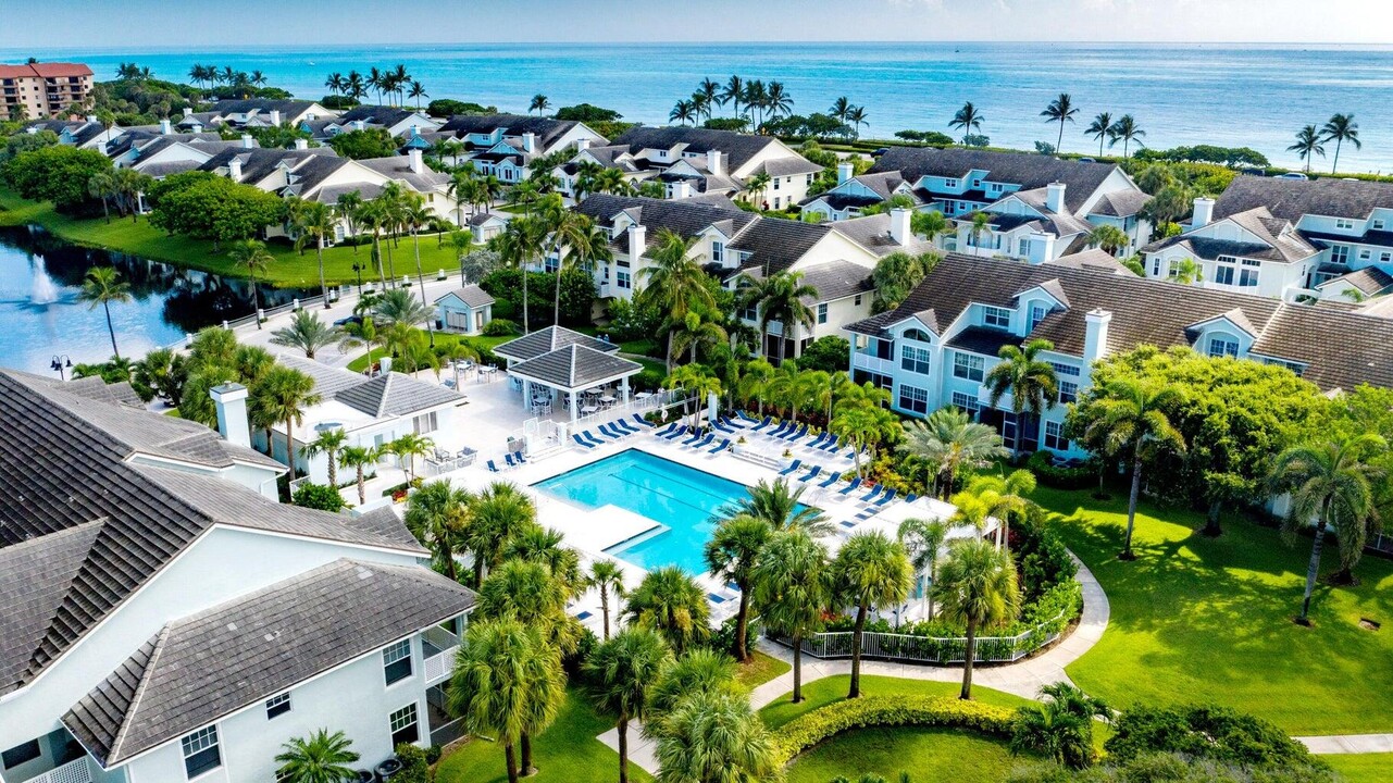 605 Mainsail Cir in Jupiter, FL - Building Photo