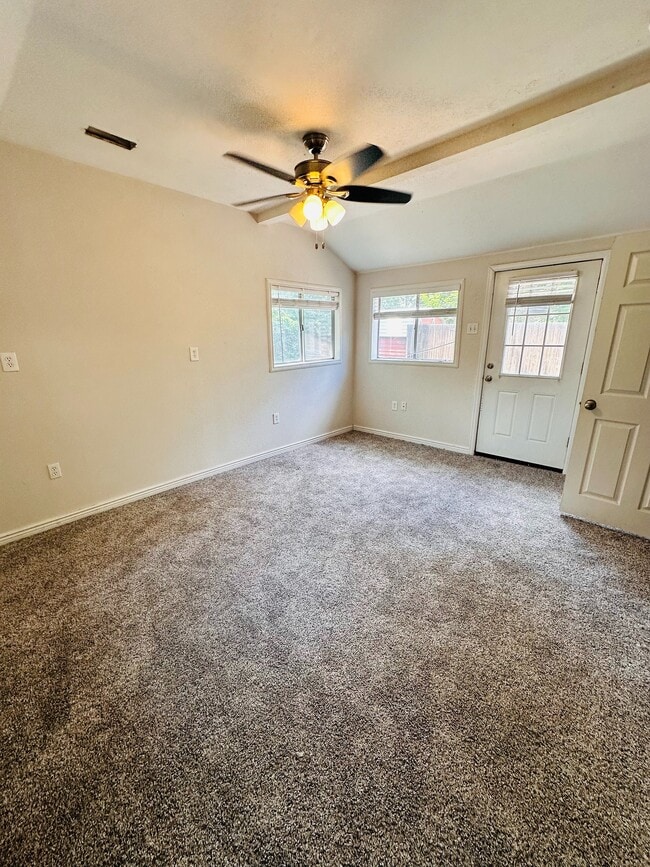 1385 Yukon Street in Lakewood, CO - Building Photo - Building Photo