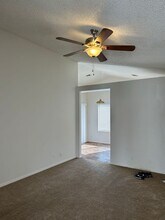 4013 E Amberwood Dr in Phoenix, AZ - Building Photo - Building Photo