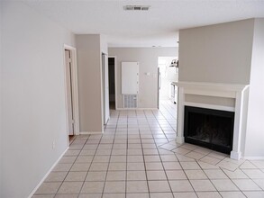 1903 West Loop in Austin, TX - Building Photo - Building Photo