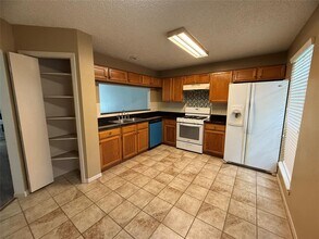 4411 Treasure Trail in Sugar Land, TX - Building Photo - Building Photo