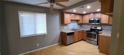 1965 E Coulston St, Unit 22 in Loma Linda, CA - Building Photo - Building Photo