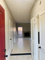 12500 Brookglade Cir in Houston, TX - Building Photo