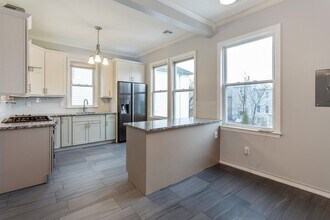 130 Grant Ave-Unit -2 in Jersey City, NJ - Building Photo - Building Photo