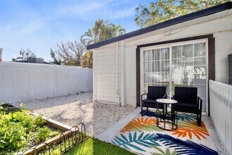 6849-6813 13th St N in St. Petersburg, FL - Building Photo - Building Photo