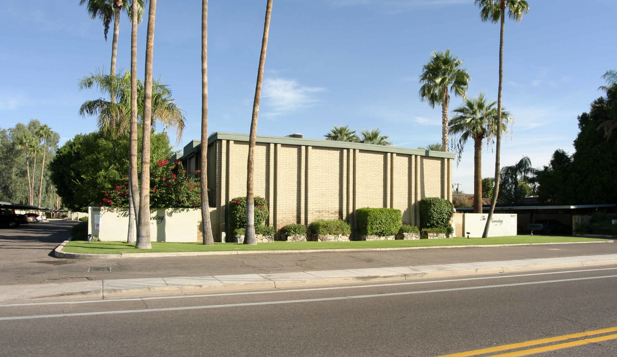 The Barclay in Phoenix, AZ - Building Photo