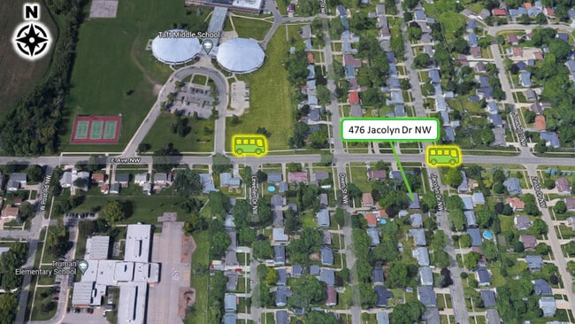 property at 476 Jacolyn Dr NW