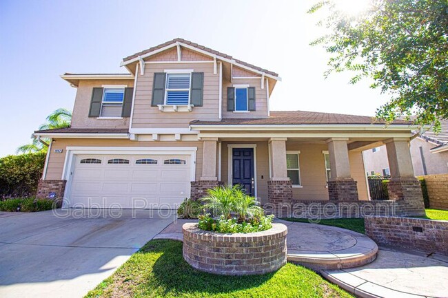 30162 Kessler Ct in Castaic, CA - Foto de edificio - Building Photo