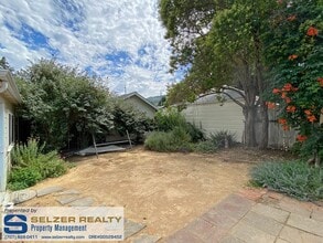 613 Jones St in Ukiah, CA - Building Photo - Building Photo