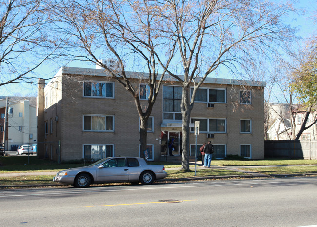 3710 Minnehaha Ave in Minneapolis, MN - Foto de edificio - Building Photo