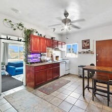 1726 E 6th St in Long Beach, CA - Building Photo - Interior Photo