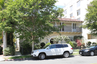 249 S Spalding Dr in Beverly Hills, CA - Building Photo - Building Photo