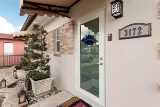 3172 SW 2nd St in Miami, FL - Building Photo - Building Photo