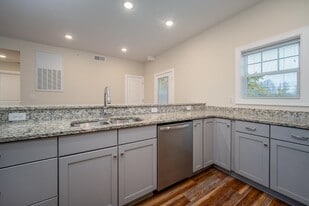 41 Mary Helen Pl in Brevard, NC - Building Photo